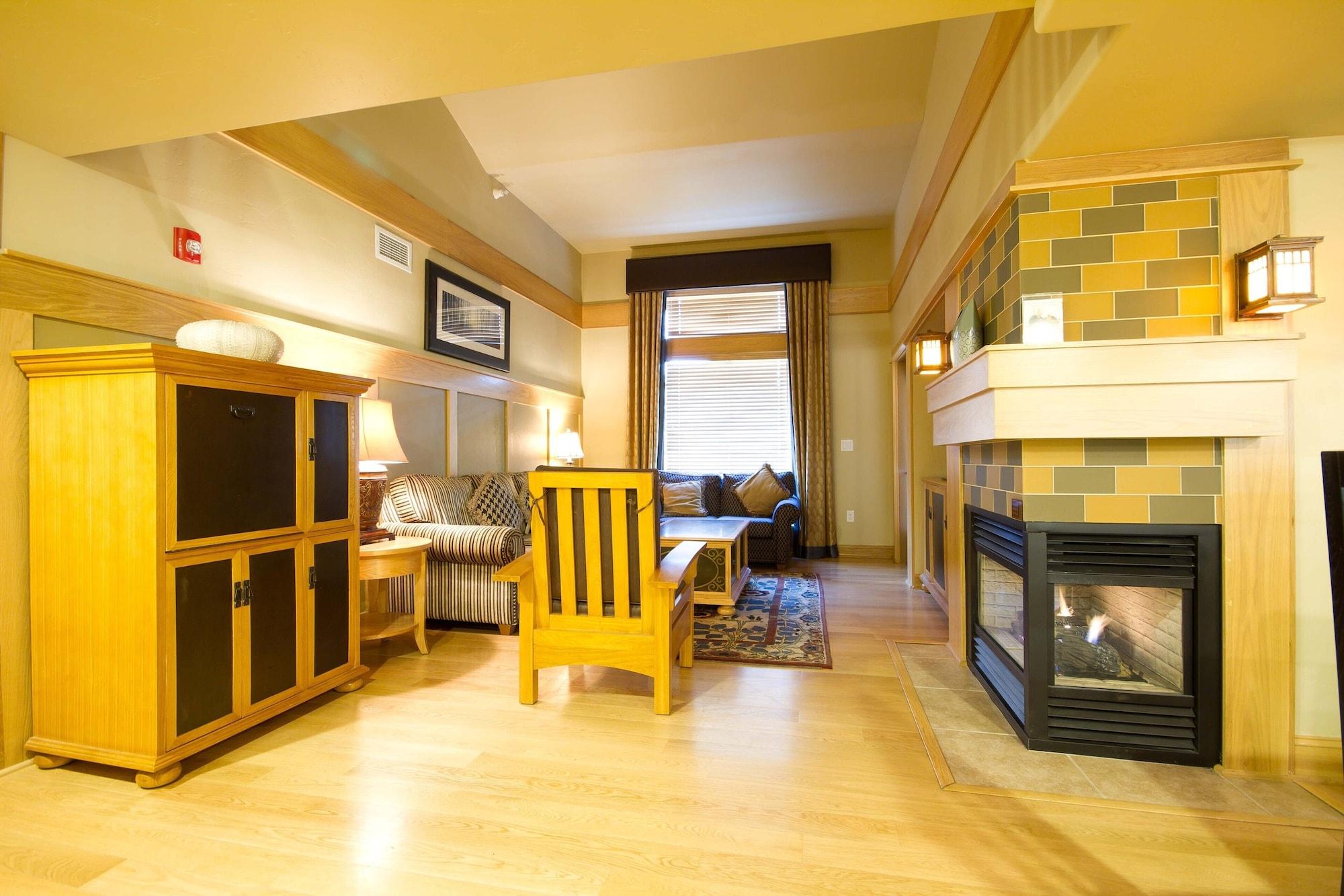 วินด์แฮม สตีมโบ๊ต สปริง Hotel สตีมโบทสปริงส์ ภายนอก รูปภาพ