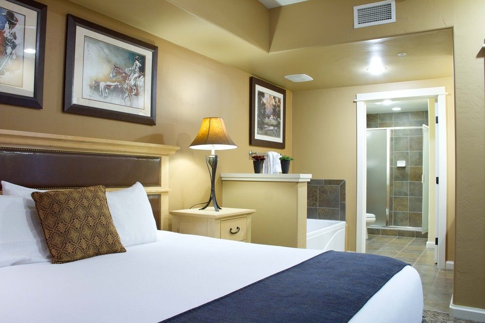 วินด์แฮม สตีมโบ๊ต สปริง Hotel สตีมโบทสปริงส์ ภายนอก รูปภาพ